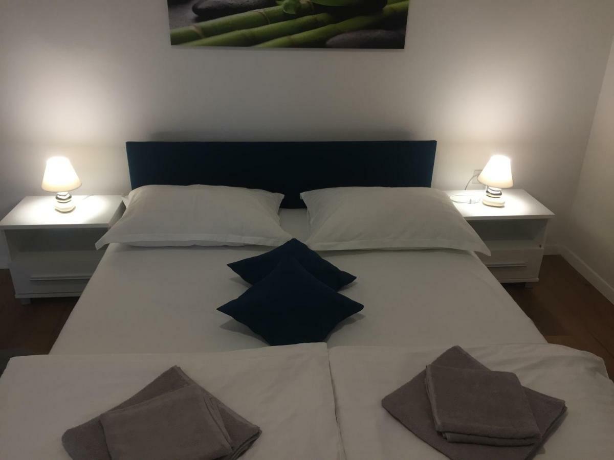 Apartamento Bond With Private Parking Zadar Exterior foto