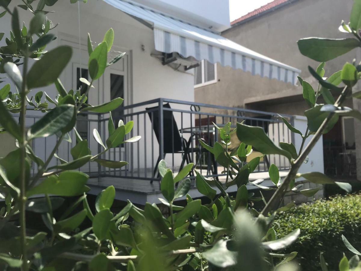 Apartamento Bond With Private Parking Zadar Exterior foto